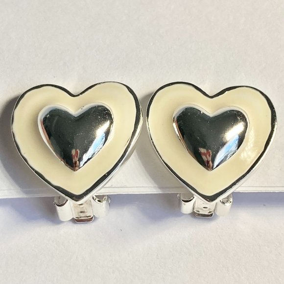 Vintage White Enamel Heart Clip On Earrings 80s 90s Silver Plated Love - Picture 1 of 8